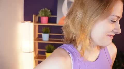 Mia online show from 09.11.25