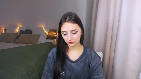 Snapshot of juliettemonli chatting on 06.02.26 juliettemonli online show from 06.02.26
