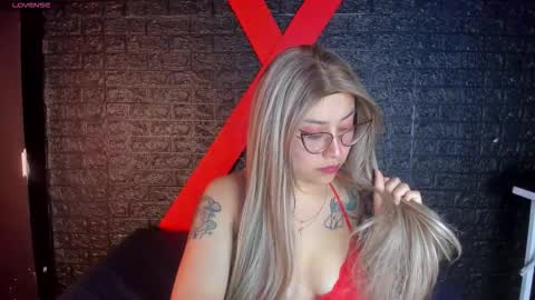 Julieta online show from 11.27.25