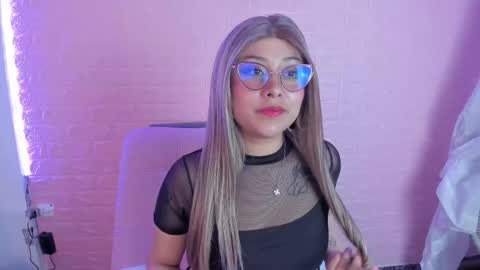 Julieta online show from 11.28.25