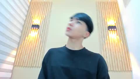 Snapshot of julii_rico chatting on 12.22.25 JULI online show from 12.22.25