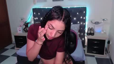 Juliieth Miller online show from 12.21.24