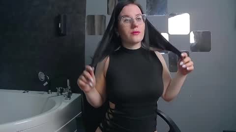 JuliyaMayers online show from 02.17.25