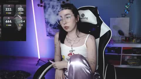 Baroness Von Cringe online show from 02.27.25