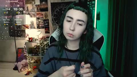 Baroness Von Cringe online show from 10.29.25