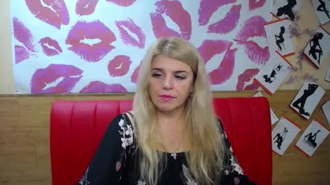 Snapshot of julya_barbi chatting on 09.10.25 Julya Barbi online show from 09.10.25
