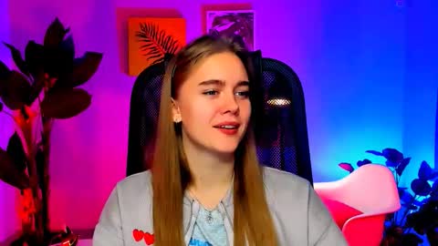 junewoods online show from 11.13.25