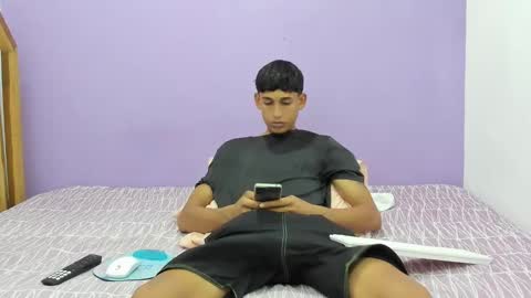 junior_bigcock3 online show from 01.22.25