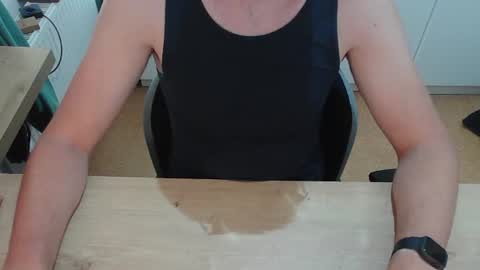 Snapshot of junk2711 chatting on 06.18.26 junk2711 online show from 06.18.26