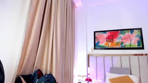 Jupiter Fox online show from 01.22.25