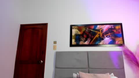 Jupiter Fox online show from 01.25.25