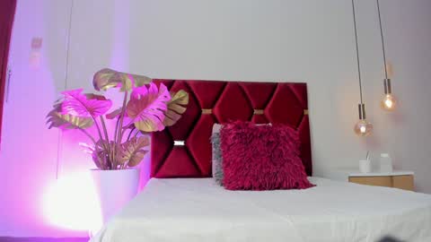 Jupiter Fox online show from 01.30.25