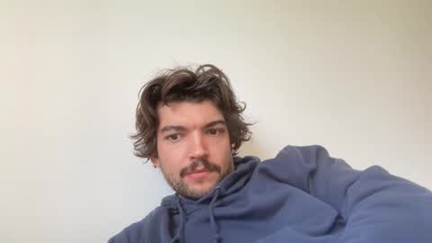 just_a_guy_with_a_big_cock online show from 10.24.25