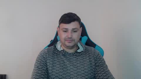 Snapshot of just_a_nice_guy_27 chatting on 01.18.26 Alex online show from 01.18.26