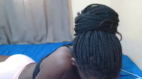 just ebonee online show from 10.22.25