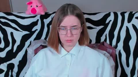 Nika and Mark online show from 03.05.25