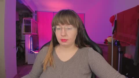 Snapshot of just_fucked chatting on 05.20.26 Nika and Mark online show from 05.20.26