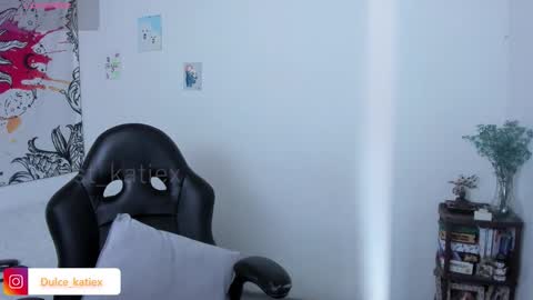 Snapshot of just_katiex chatting on 03.23.26 Sofia online show from 03.23.26