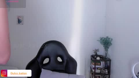 Snapshot of just_katiex chatting on 03.25.26 Sofia online show from 03.25.26