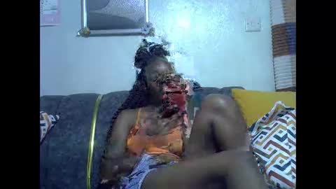 Snapshot of just_nuru chatting on 05.13.26 just_nuru online show from 05.13.26