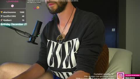Snapshot of just_your_dreamboy chatting on 12.02.24 Maxi online show from 12.02.24