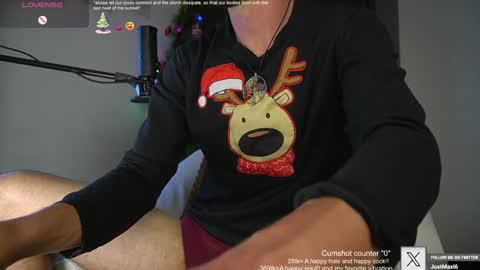 Snapshot of just_your_dreamboy chatting on 12.15.24 Maxi online show from 12.15.24