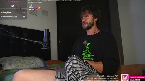 Snapshot of just_your_dreamboy chatting on 01.10.25 Maxi online show from 01.10.25