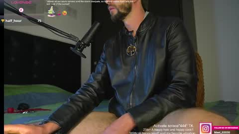 Snapshot of just_your_dreamboy chatting on 02.13.25 Maxi online show from 02.13.25