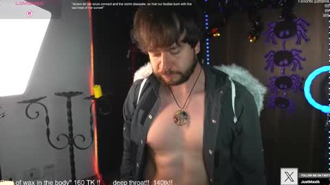 Snapshot of just_your_dreamboy chatting on 10.14.25 Maxi online show from 10.14.25