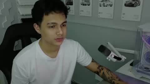 Snapshot of justagamerxxx chatting on 07.05.26 Rhys online show from 07.05.26
