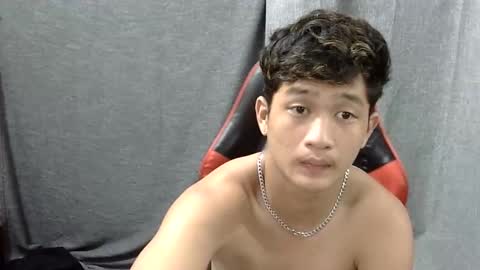 Snapshot of justcallme_cyril chatting on 05.12.26 Cyril online show from 05.12.26