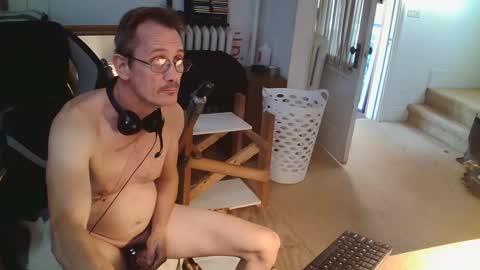 Snapshot of justdoug999 chatting on 09.28.25 BetaDougie online show from 09.28.25