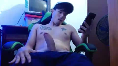Snapshot of justin_taylor02 chatting on 09.30.25 justin_taylor02 online show from 09.30.25