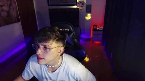 Justin trevor online show from 10.21.25