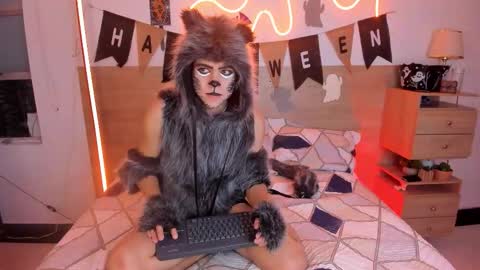 Justin online show from 10.31.25