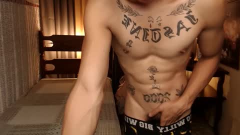 Snapshot of justine_hunk chatting on 01.17.25 justine_hunk online show from 01.17.25