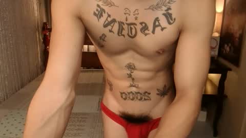 Snapshot of justine_hunk chatting on 10.13.25 justine_hunk online show from 10.13.25