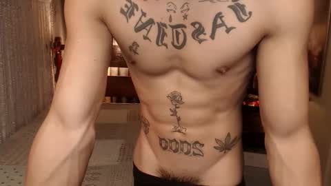 justine_hunk online show from 02.09.26