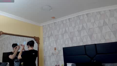 Justine online show from 03.06.25