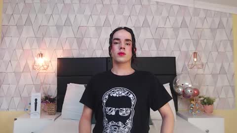 Justine online show from 09.23.25