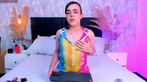 Justine online show from 03.31.26