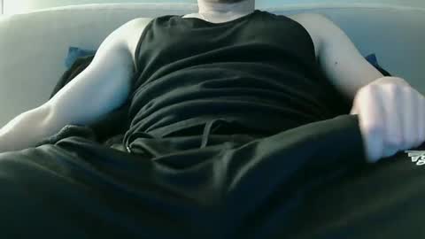 Snapshot of justinjaybee69 chatting on 03.05.25 Justinjaybee online show from 03.05.25