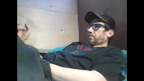 Snapshot of justinjerksit chatting on 12.13.24 justinjerksit online show from 12.13.24