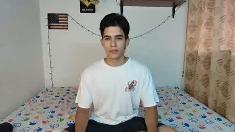 Snapshot of justinsinner1 chatting on 02.06.25 justinsinner1 online show from 02.06.25