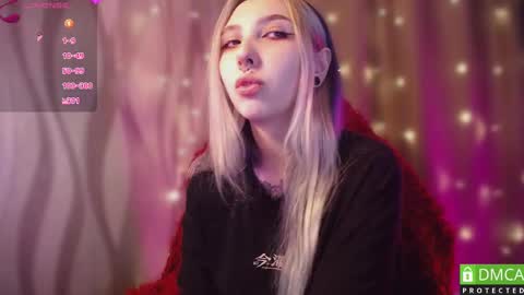 justmeowgirl online show from 02.11.25