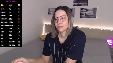 Julie online show from 03.02.26