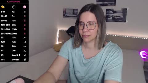 Julie online show from 03.20.26