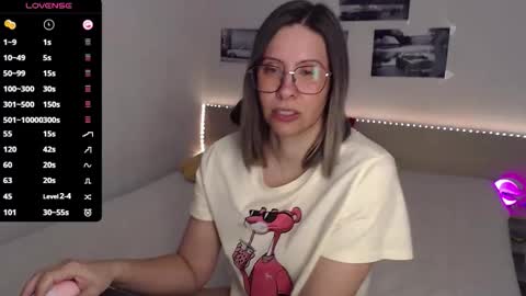 Julie online show from 04.25.26