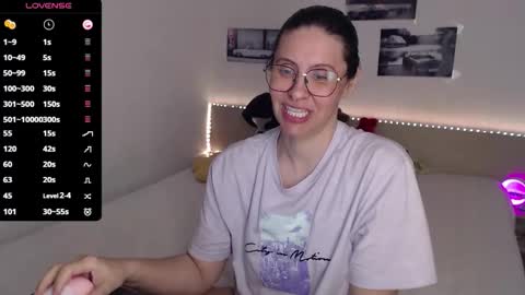 Julie online show from 04.30.26