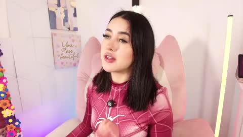 Snapshot of justonecute chatting on 05.29.26 Emy online show from 05.29.26